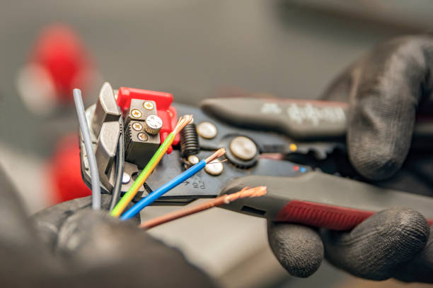 Best Electrical Repair Services  in Massillon, OH