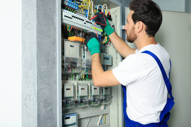 Best Licensed Electrician  in Massillon, OH